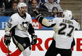 Maxime Talbot, Craig Adams